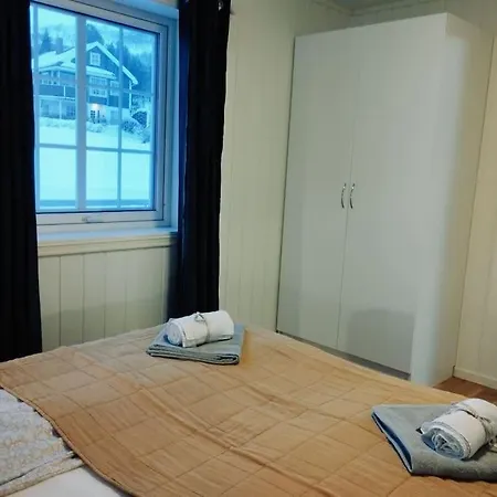 In With Sea And Mountain View Apartment Tromso