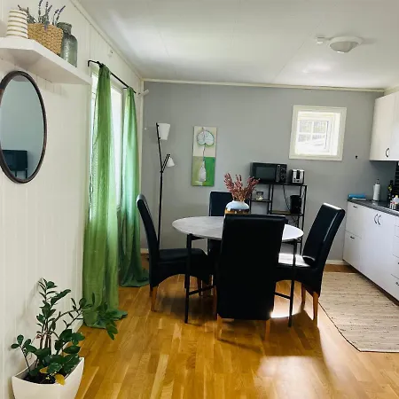 Apartman In With Sea And Mountain View *